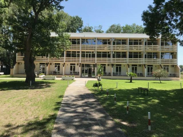 Htp Velika Plaza Ulcinj Hotel Exterior photo